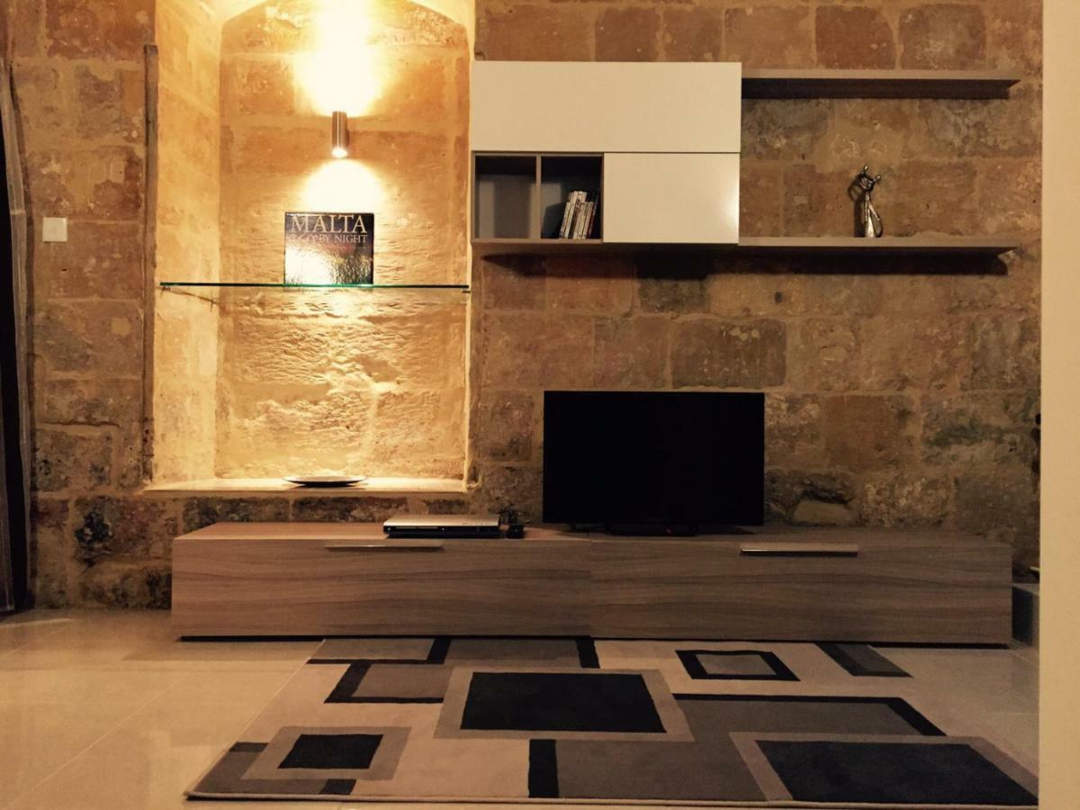 Renovated 16Th Century House In Valletta Exterior photo